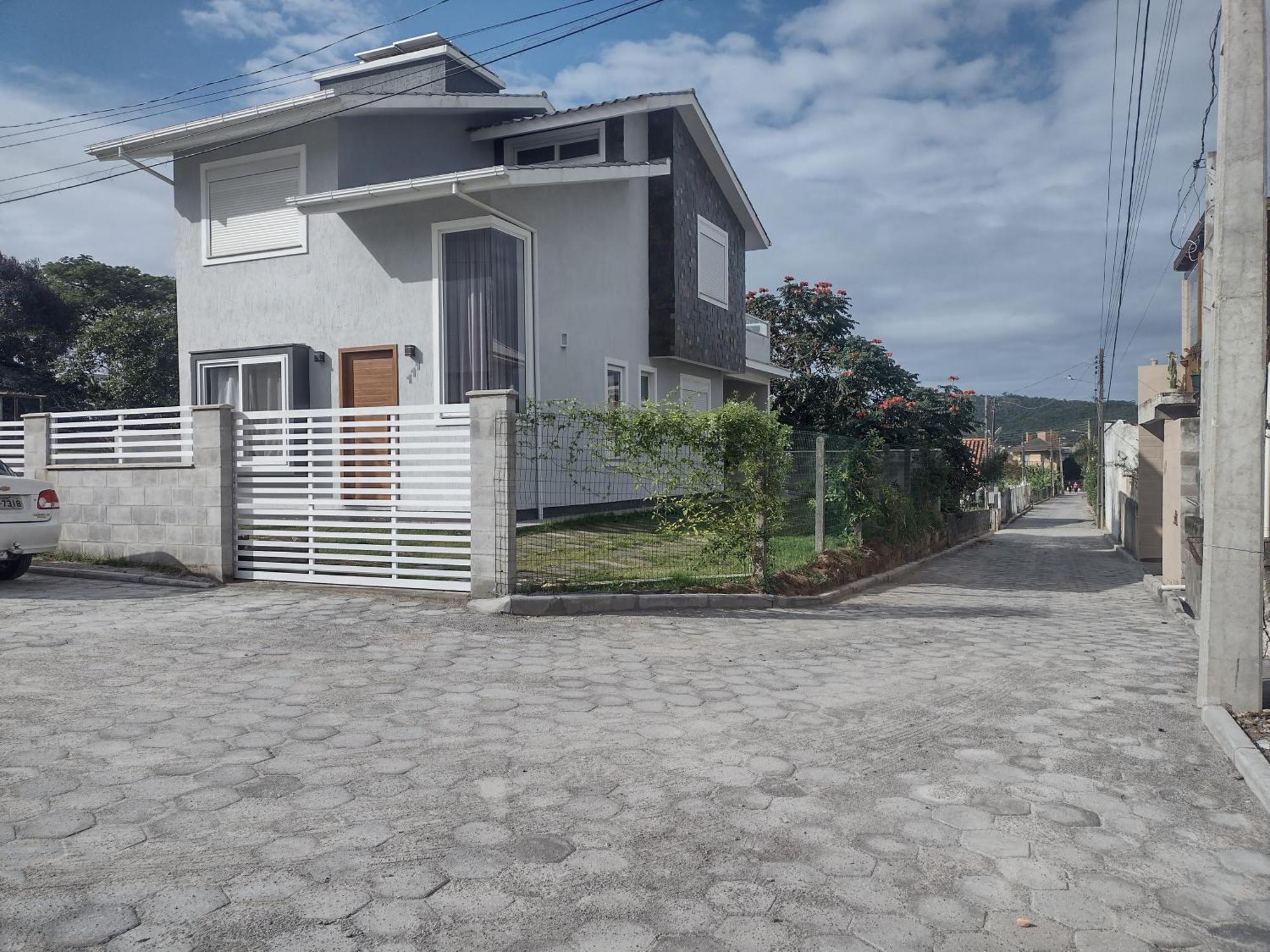 Casa Nova Confortavel E Aconchegante กาโรปาบา ภายนอก รูปภาพ